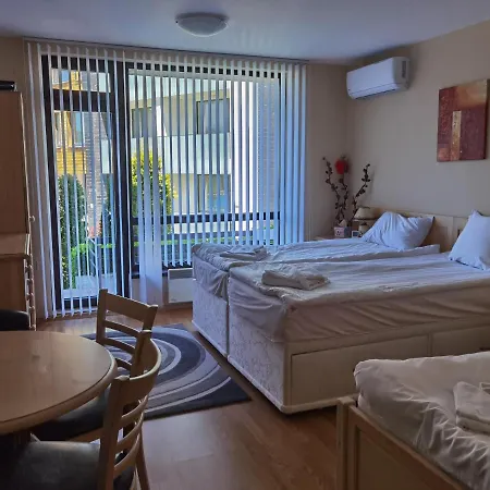 студио за трима, басейн, Aspen Golf Resort, банско,