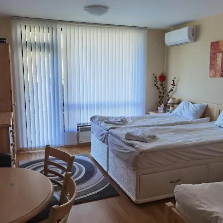 アパート студио за трима, басейн, Aspen Golf Resort, банско,