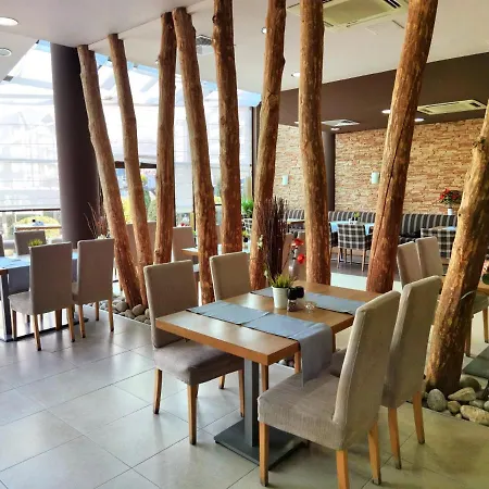 студио за трима, басейн, Aspen Golf Resort, банско, Razlog