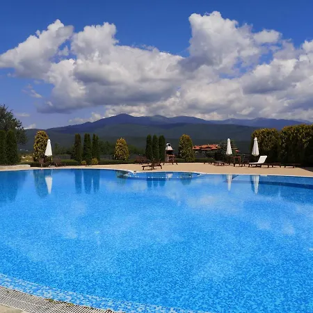 アパート студио за трима, басейн, Aspen Golf Resort, банско, ラズロク
