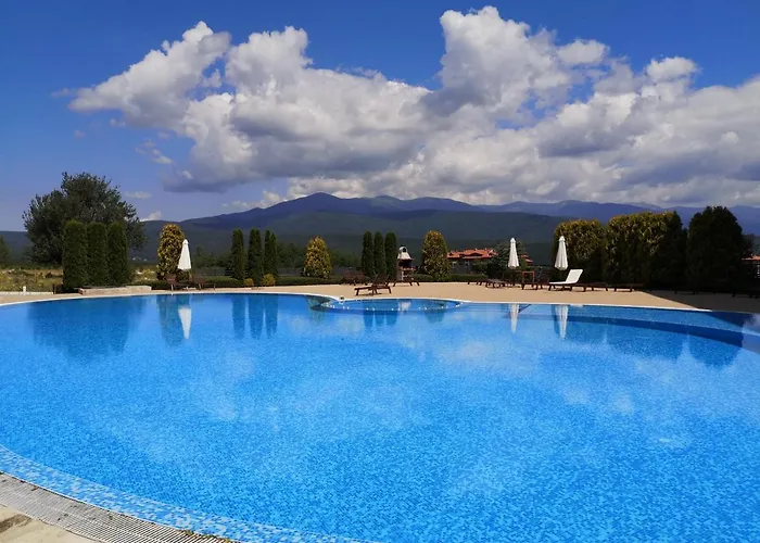 Апартамент студио за трима, басейн, Aspen Golf Resort, банско, Разлог